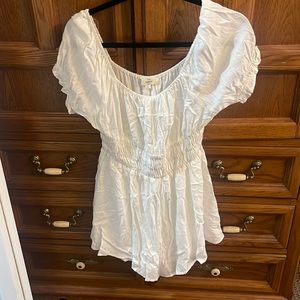 Never worn. Perfect condition. White boho top.